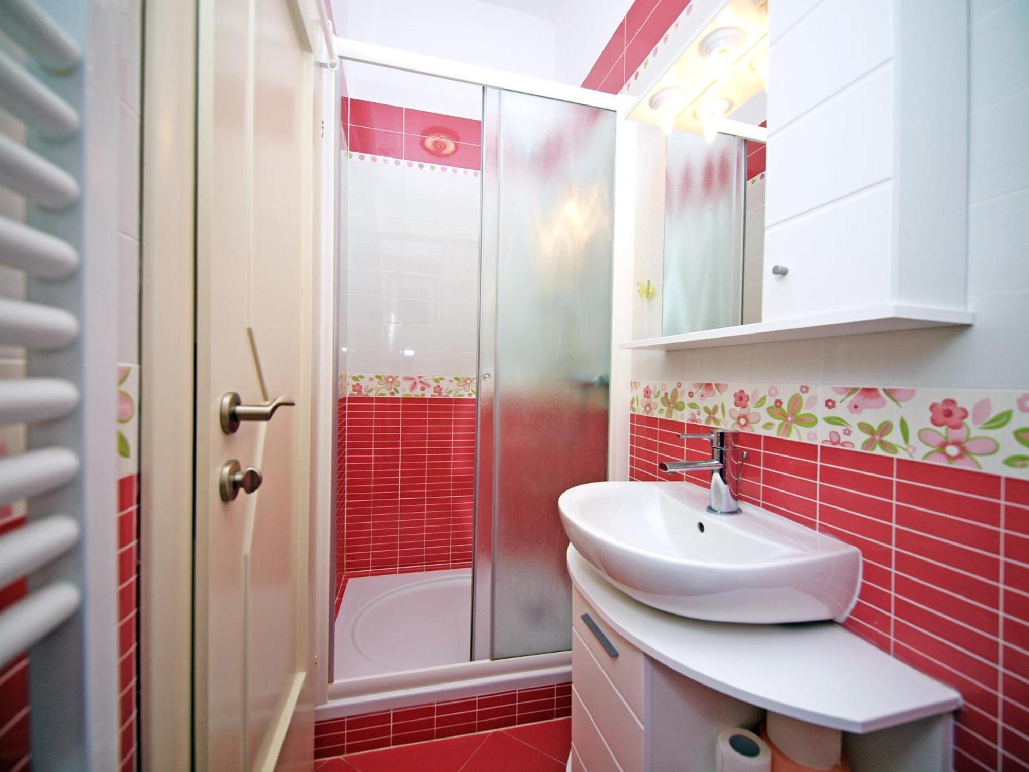 Apartment Keran - By Living