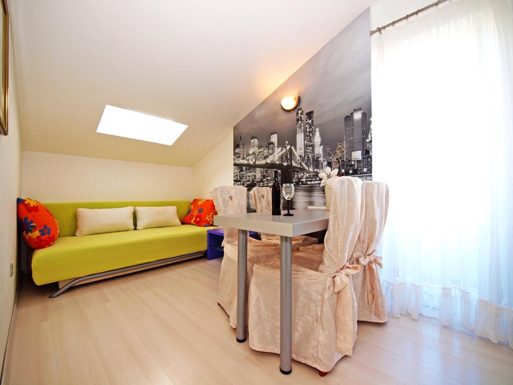 Apartman Keran - By Living *