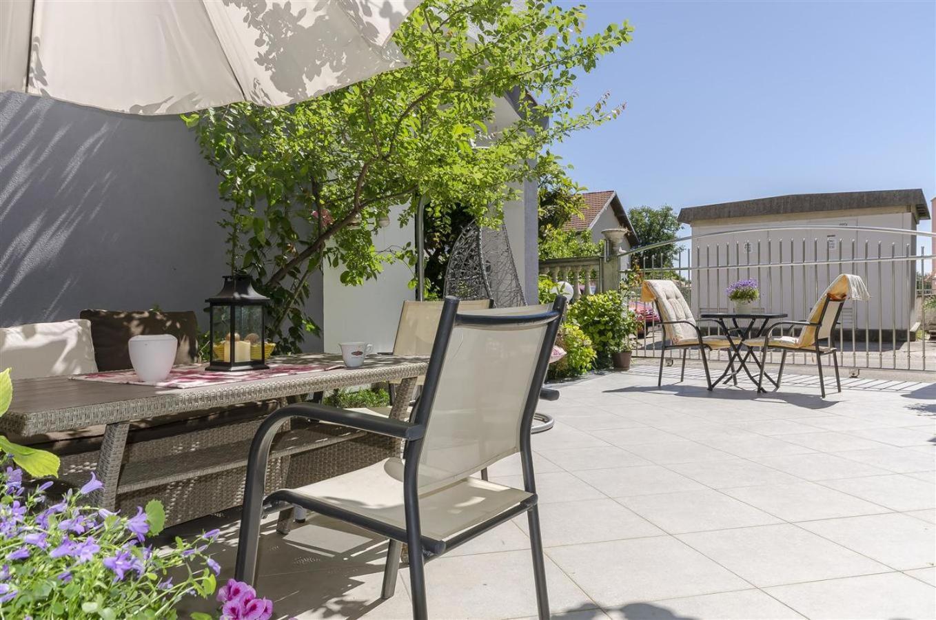Keran - By Living * Vodice